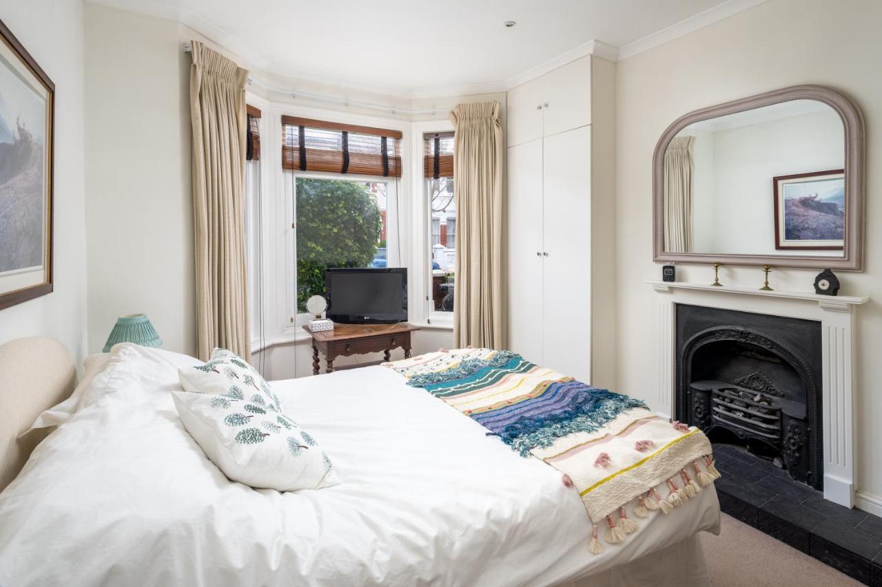 Charming 2Br Flat With Patio In Hammersmith Лондон Екстер'єр фото